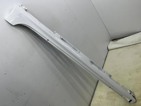 Nakładka progu Toyota Yaris 4 IV XP21 Mazda 2 Hybrid 20r.- lewa listwa próg lewy zewnętrzny 75860-k0080
