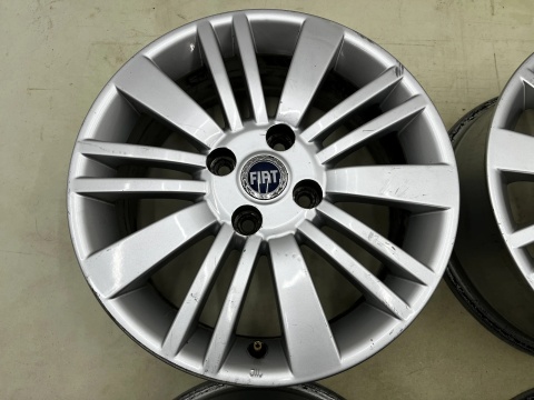Felgi aluminiowe Fiat r15 cali 6jx15 ET43 4x100 felgi KOMPLET 51776856