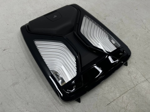 Lampka wnętrza BMW G42 G20 G80 G22 G26 G82 F90 G30 G01 NOWA lampka wnętrza oświetlenie kabiny podsufitki 5b32479