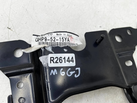Pas przedni Mazda 6 GJ 12-24r wzmocnienie mocowanie górne zamka maski ghp9-52-15ya