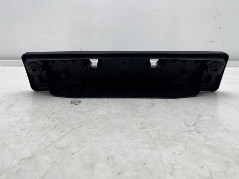 Podkładka pod tablicę zderzaka Mazda CX-30 CX30 19r.- przednia podstawa dfr7-50171
