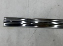 Próg bagażnika Toyota Land Cruiser J70 90-04r. NOWA tylna nakładka progu bagażnika osłona metalowa oryginalna 58573-90k00