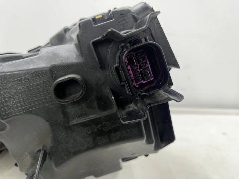 Lampa reflektor Audi A3 8y 20r.- PRAWA przednia MATRIX Europa 8y0941036f