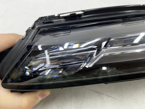 Lampa reflektor BMW X7 G07 LCI LIFT 22r.- LEWY przedni górny kierunkowskaz Crystal Headlights Iconic Glow Swarovski 5a20a05