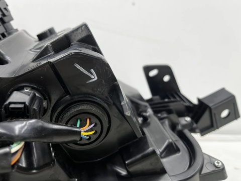 Lampa reflektor Mazda CX-30 19r.- LEWA przednia full LED Europa 12 pin lewy przód dfr7-51040