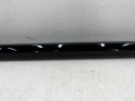 Listwa BMW 4 G22 Coupe M4 G82 20r.- lewa przednia uszczelka drzwi zgarniająca Shadowline zewnętrzna 7482749