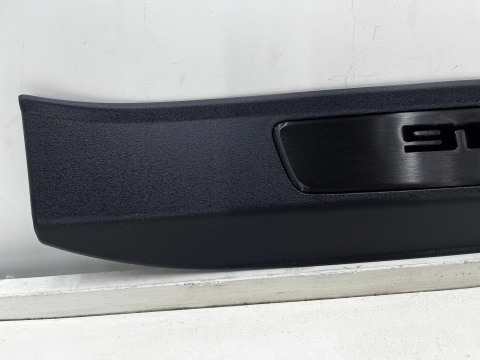 Nakładka progu Porsche 911 992 Targa 4 GTS 19r.- lewa wewnętrzna listwa progowa SATYNA oryginalna 992853491