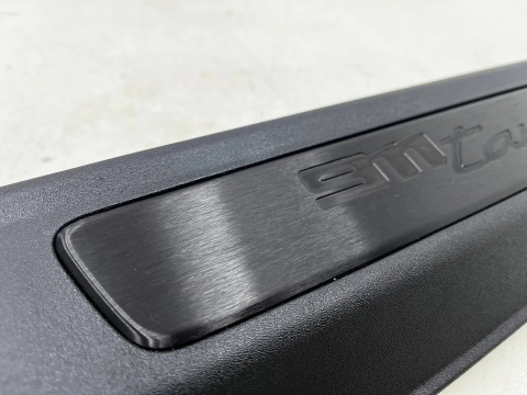 Nakładka progu Porsche 911 992 Targa 4 GTS 19r.- lewa wewnętrzna listwa progowa SATYNA oryginalna 992853491