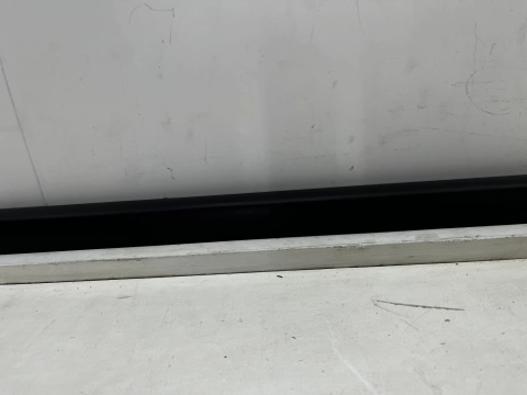 Nakładka progu VW Golf 5 V Touran I 03-09r. PRAWA listwa progowa zewnętrzna próg 1t0854932b