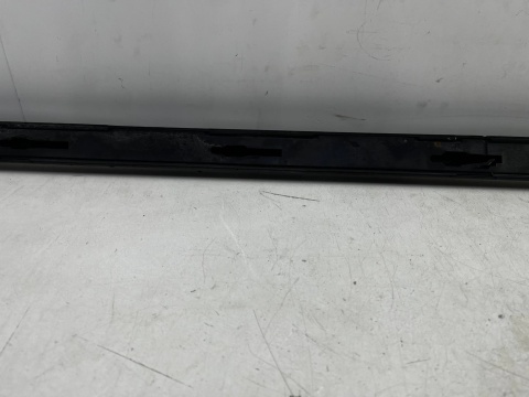 Nakładka progu VW Golf 5 V Touran I 03-09r. PRAWA listwa progowa zewnętrzna próg 1t0854932b