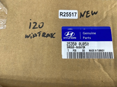 Obudowa wentylatora chłodnicy Hyundai i20 I Lift 12-14r. NOWA ze zbiorniczkiem sama obudowa oryginalna 253500u050