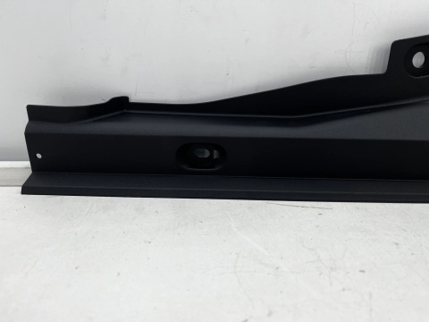 Osłona błotnika Mazda CX-60 CX60 22r.- PRAWA wewnętrzna nakładka błotnika przedniego komory silnika pod maską kbb3-56-915