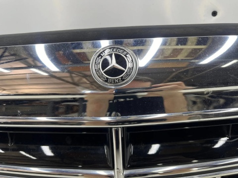 Atrapa Mercedes E-Klasa W213 16-23r. radar przednia maskownica grill A2138808902