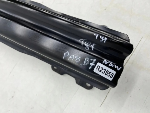 Belka zderzaka VW Passat B7 sedan kombi 10-14r. Passat CC Lift 11-16r. tył