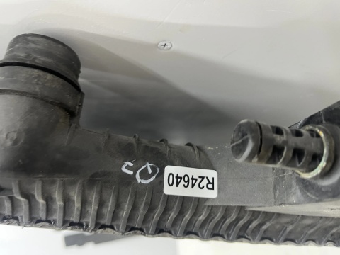 Chłodnica wody Audi Q7 4L Cayenne 955 Touareg 7L 02-15r. 7l0121253a