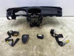 Deska rozdzielcza Opel Insignia A 08-13r. konsola poduszki powietrzne pasy