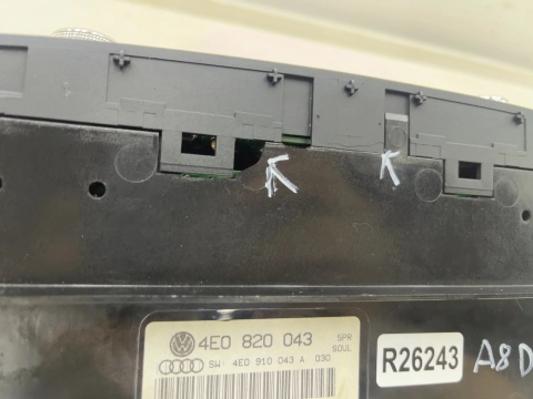 Panel klimatyzacji Audi A8 D3 02-10r. sterowania nawiewem wentylacją 4e0820043