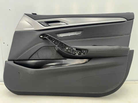 Tapicerka BMW 5 G30 G31 17-24r. prawy przedni boczek drzwi przód tył dekor aluminiowy 2844127