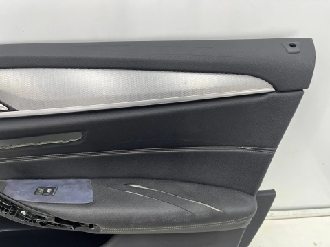 Tapicerka BMW 5 G30 G31 17-24r. prawy przedni boczek drzwi przód tył dekor aluminiowy 2844127