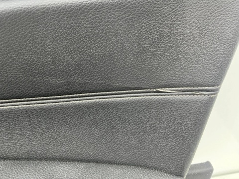 Tapicerka BMW 5 G30 G31 17-24r. prawy przedni boczek drzwi przód tył dekor aluminiowy 2844127