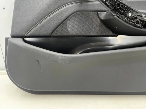 Tapicerka BMW 5 G30 G31 17-24r. prawy przedni boczek drzwi przód tył dekor aluminiowy 2844127