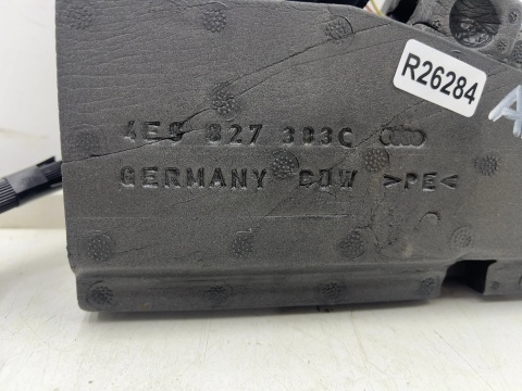 Zamek klapy bagażnika Audi A8 D3 02-10r. mechanizm elektryczny 4e0827383c