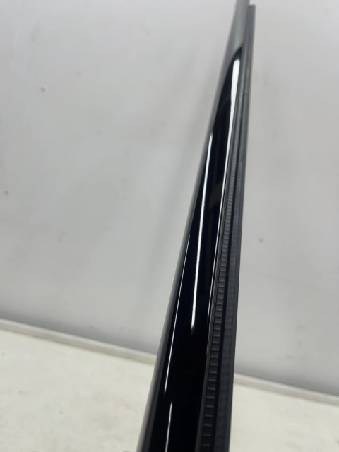 Listwa BMW X5 G05 M-Pakiet 18-26r NOWA prawa przednia uszczelka drzwi Shadowline zewnętrzna szyby zgarniająca 5a8a266