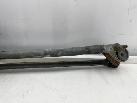 Mechanizm wycieraczek Audi A8 D3 02-10r. przedni silniczek wycieraczek szyby EUROPA 4e1955023g
