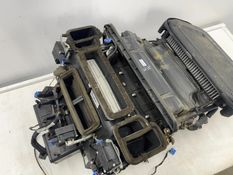 Nagrzewnica Audi A8 D3 02-10r. elektryczna dodatkowa grzałka w nagrzewnicy wentylator kompletna 4e0820003h