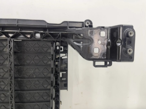 Osłona chłodnicy Porsche Cayenne III 9y LIFT 23r.- żaluzja roleta kierownica wlot powietrza zderzaka pasa przedniego 9y0806255f