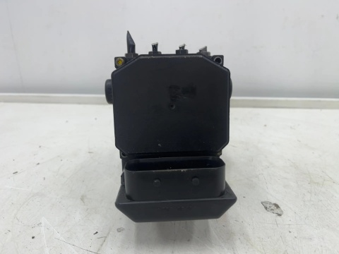 Pompa ABS Audi A8 D3 02-10r. sterownik kostka wtyczka 4e0614517bc