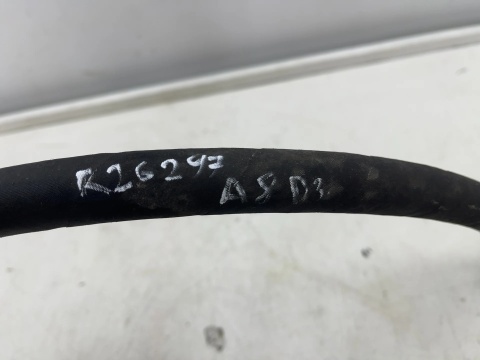 Rura Audi A8 D3 02-10r. 3.0 TDI wąż przewód klimatyzacji 4e0260701