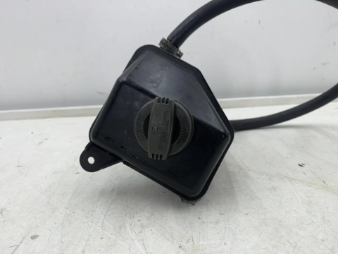Zbiorniczek wspomagania Audi A8 D3 02-10r. zbiornik oleju 4e0422373n