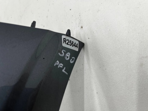 Zderzak przedni Volvo S90 V90 16-20r Przedlift przód 6XPDC spryski 31383226
