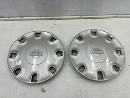 Kołpak Nissan Primera P10 90-98r. 14 cali r14 oryginalny 4031593j00