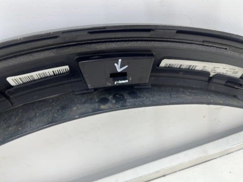 Listwa Mercedes GLE II w167 V167 AMG 19r.- lewy tylny rant nadkola błotnika nakładka lewy tył a1678800105 a1678840600