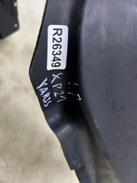 Nadkole Toyota Yaris 4 IV XP21 Mazda 2 Hybrid 20r.- LEWE przednie 53876-k0020