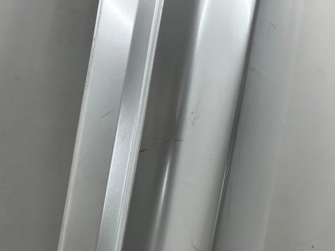 Nakładka progu Lexus LC 17r.- prawa zewnętrzna listwa progowa oryginalna 75853-11020