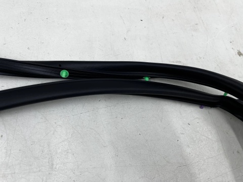Uszczelka Toyota Yaris 4 IV XP21 20r.- guma drzwi prawych tylnych prawy tył 67871-0d340