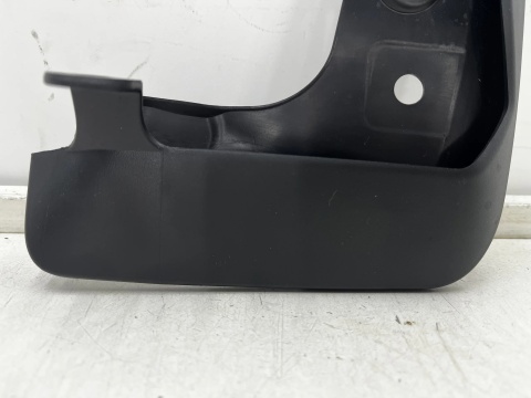 Chlapacze Toyota Corolla E21 18r.- prawa przednia osłona błotnika prawy przód 76621-02230