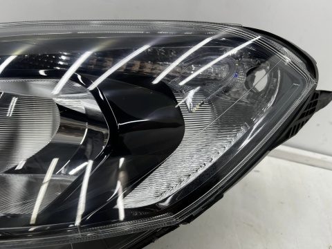 Lampa reflektor Ford Courier MK1 LIFT 17-23r. LEWA przednia zwykła H7 Europa oryginal lewy przód jt76-13w030-cd