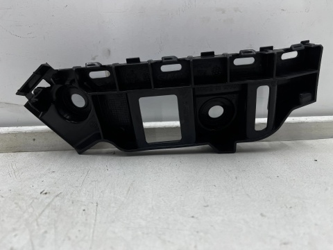 Ślizg VW Polo 6 VI 17r.- prawe tylne mocowanie uchwyt zderzaka prawy tył 2g6807394c