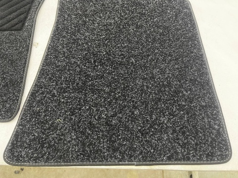Dywaniki welurowe Hyundai i10 III 19r.- komplet przednich NOWYCH Oryginalnych dywaników welurowych wycieraczka k7141ade00