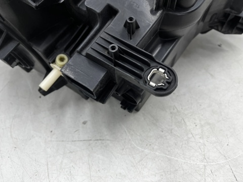 Lampa reflektor BMW X1 F48 15-19r. LEWA przednia Full LED Europa oryginał lewy przód 7193707