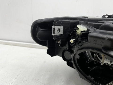Lampa reflektor BMW 3 F30 F31 11-15r. lewa przednia XENON skrętny + LED EU oryginalna EUROPA lewy przód 7314531