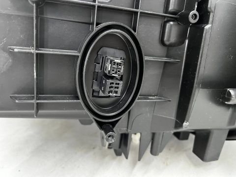 Lampa reflektor BMW 3 F30 F31 11-15r. lewa przednia XENON skrętny + LED EU oryginalna EUROPA lewy przód 7314531