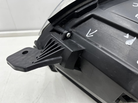 Lampa reflektor Citroen Jumpy SpaceTourer Scudo Ulysse Vivaro C Zafira Life 16-23r. prawa przednia Europa H1 H7 oryginał