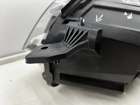 Lampa reflektor Citroen Jumpy SpaceTourer Scudo Ulysse Vivaro C Zafira Life 16-23r. prawa przednia Europa H1 H7 oryginał