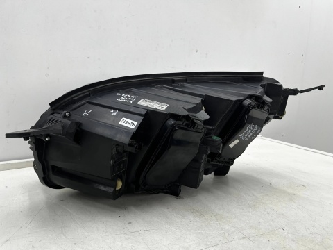 Lampa reflektor Citroen Jumpy SpaceTourer Scudo Ulysse Vivaro C Zafira Life 16-23r. prawa przednia Europa H1 H7 oryginał