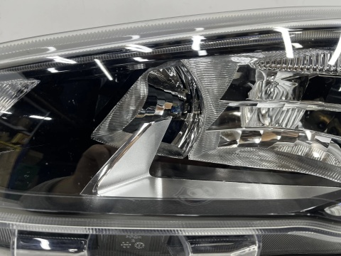 Lampa reflektor Ford Focus MK4 IV 18-22r. LEWA przednia LED + H1 Europa oryginał lewy przód mx7b-13e015-cc